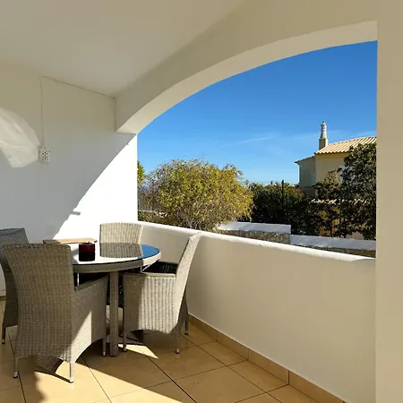 Charming House With Pool And Close To Beaches #1946 Λάγος