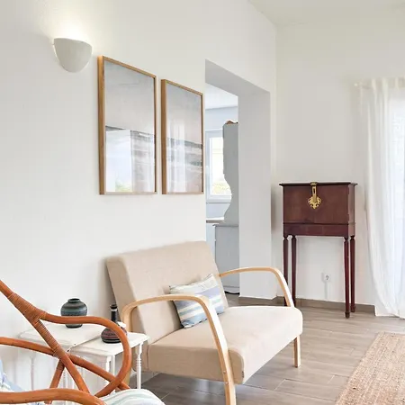 Charming House With Pool And Close To Beaches #1946