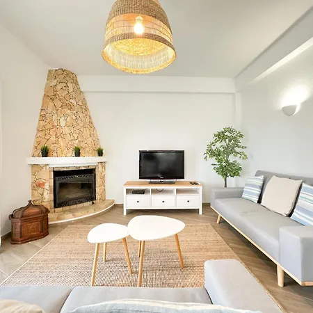 Charming House With Pool And Close To Beaches #1946 Διαμέρισμα *