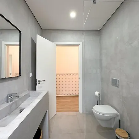 Διαμέρισμα Charming House With Pool And Close To Beaches #1946 *