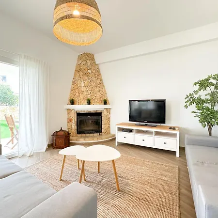 Charming House With Pool And Close To Beaches #1946 Apartment