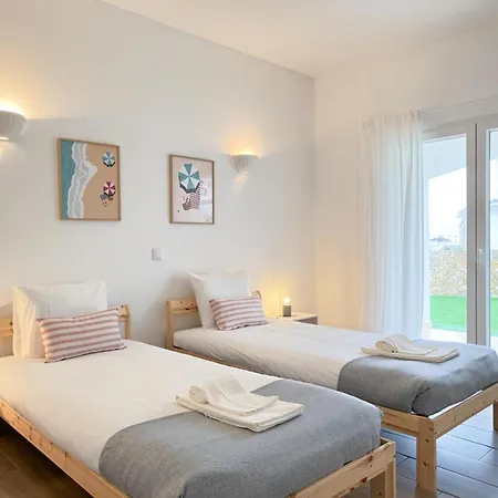 Charming House With Pool And Close To Beaches #1946 Appartement